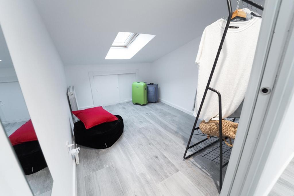 Buhardilla Comillas Beach En Primera Linea De Playa, Wifi, Netflix Exterior photo